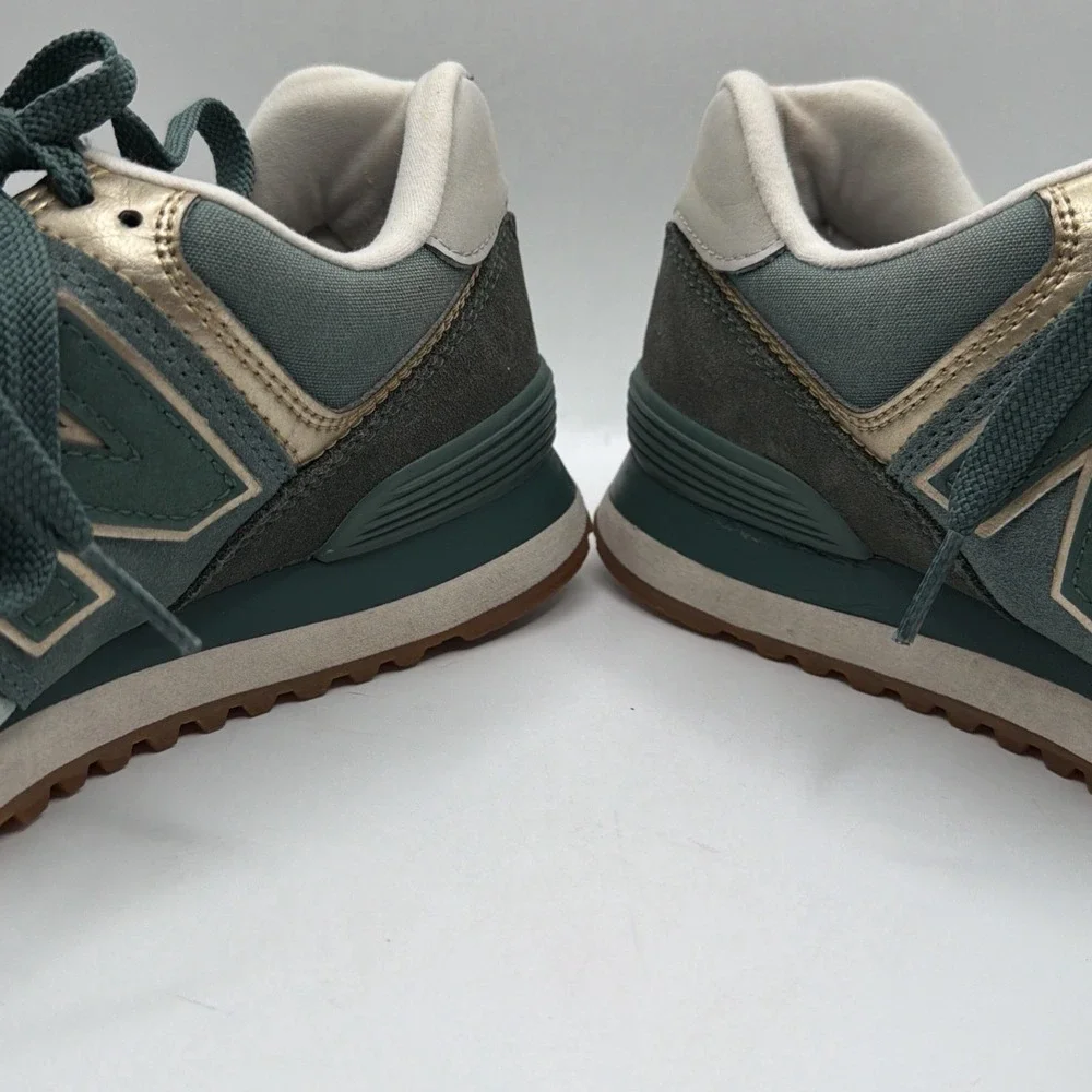 New Balance 574 Women's Size 8.5 Shoes  Metallic patch Agave Sneaker WL574MLC